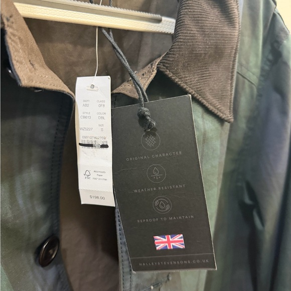 J. Crew Dark Green Plaid barn Jacket - Picture 5 of 5